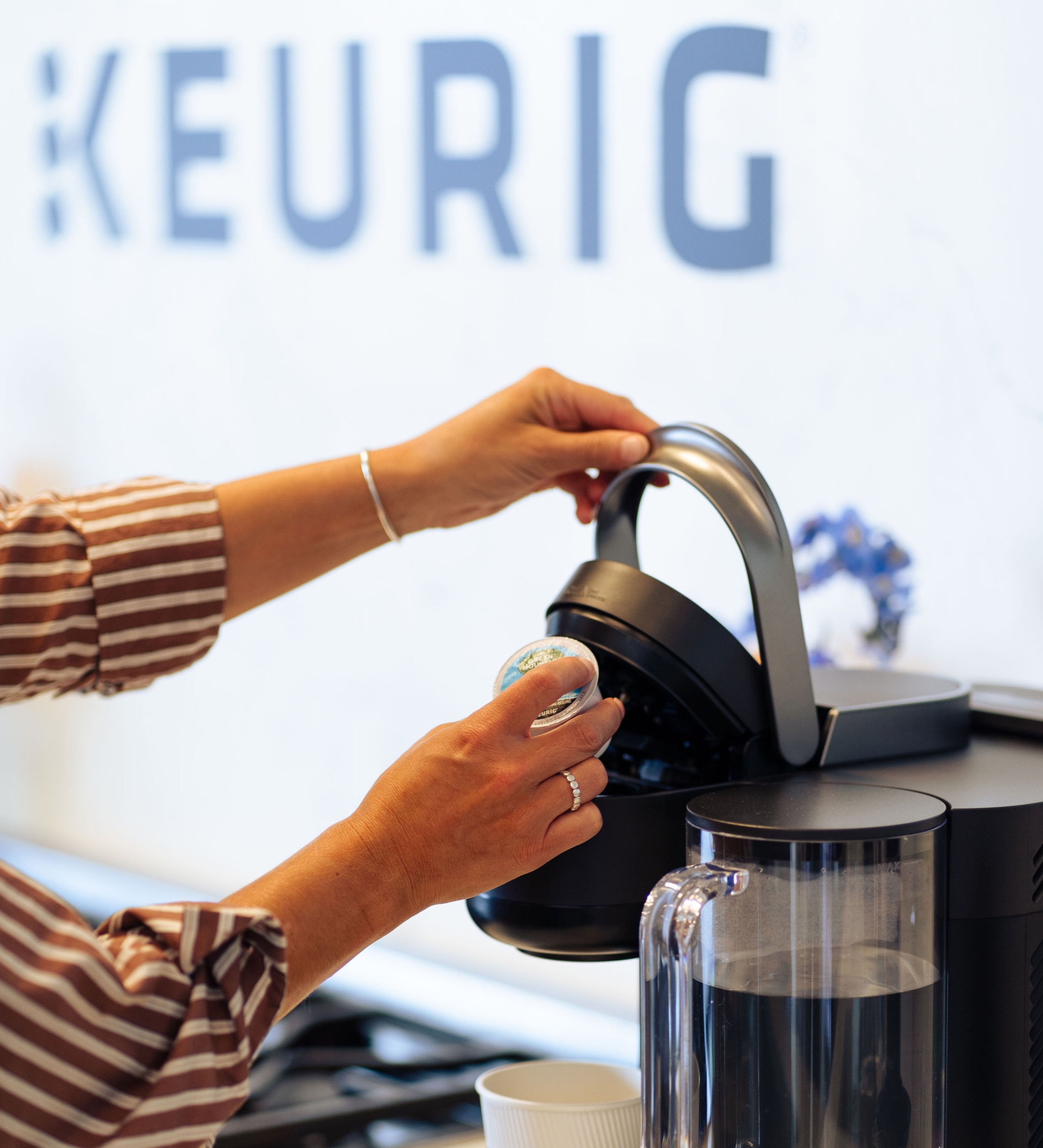 At the demo station — brewing, live